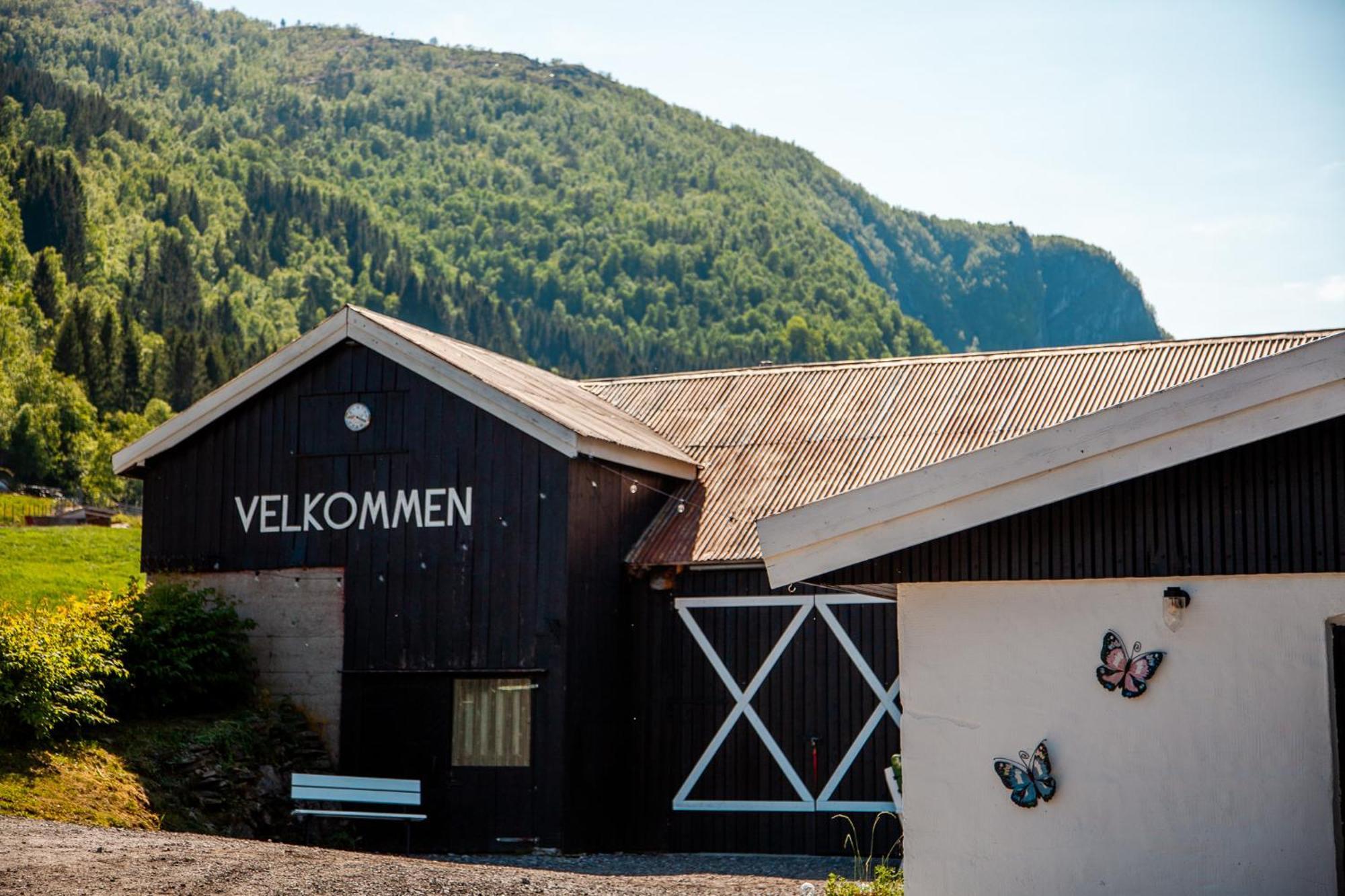 Hotel Tuftegarden Viksdalen Exterior foto